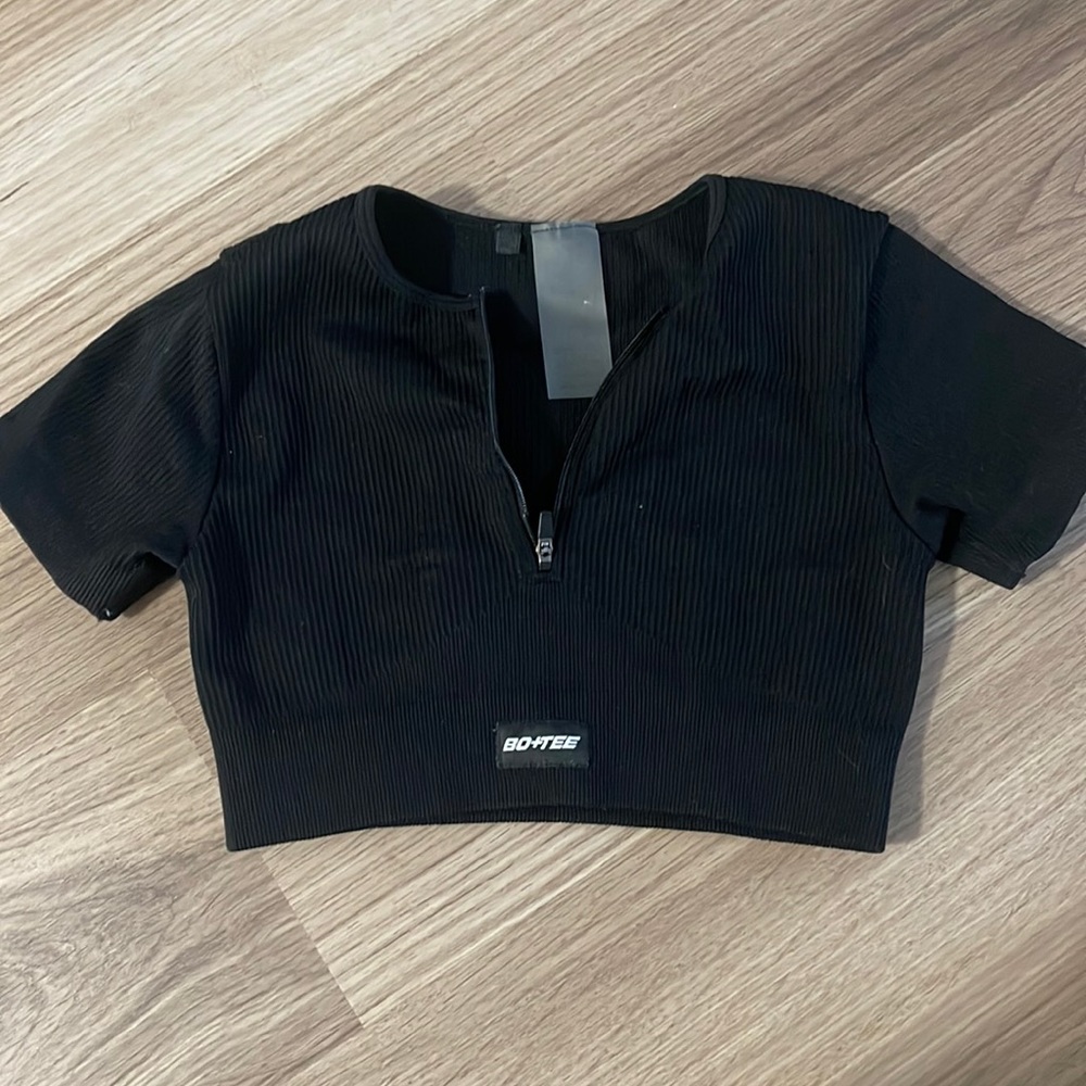 Bo and tee ribbed seamless crop top